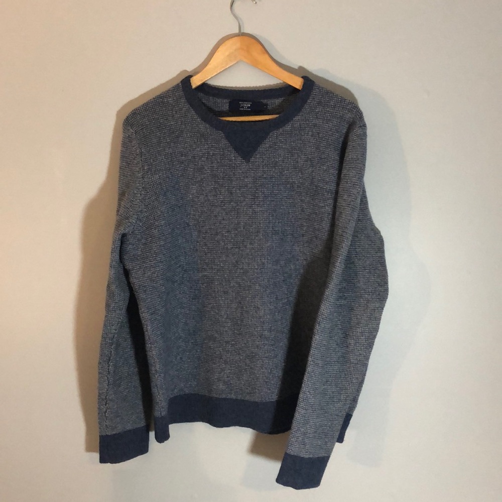 100% Lambswool Crewneck Sweater